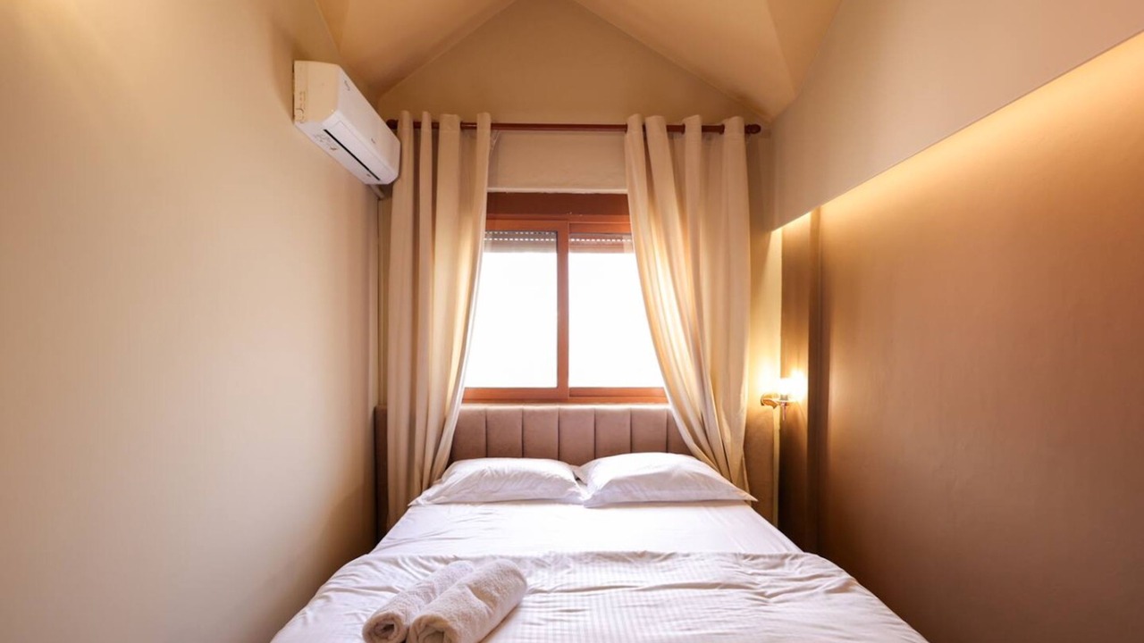 Photo of Bedroom in Golem