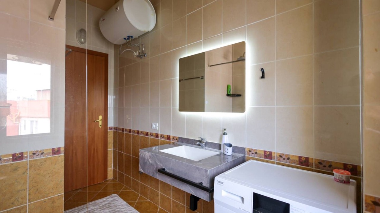 Photo of Bathroom in Golem