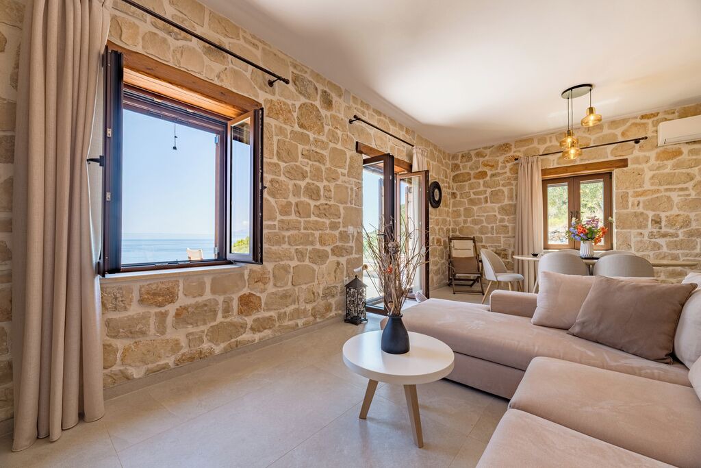 Photo of Livingroom in Skinaria