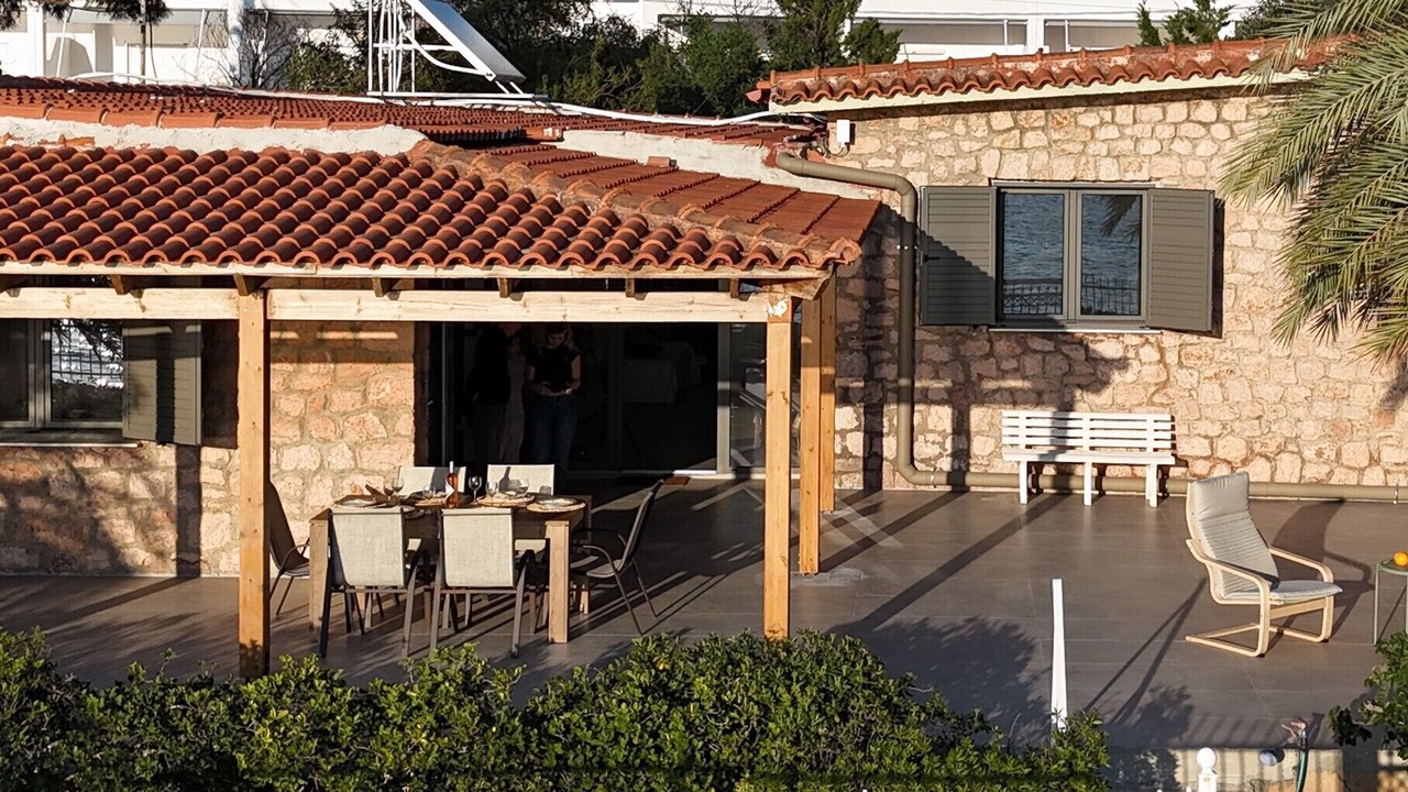 Photo of Outdoor in Iria