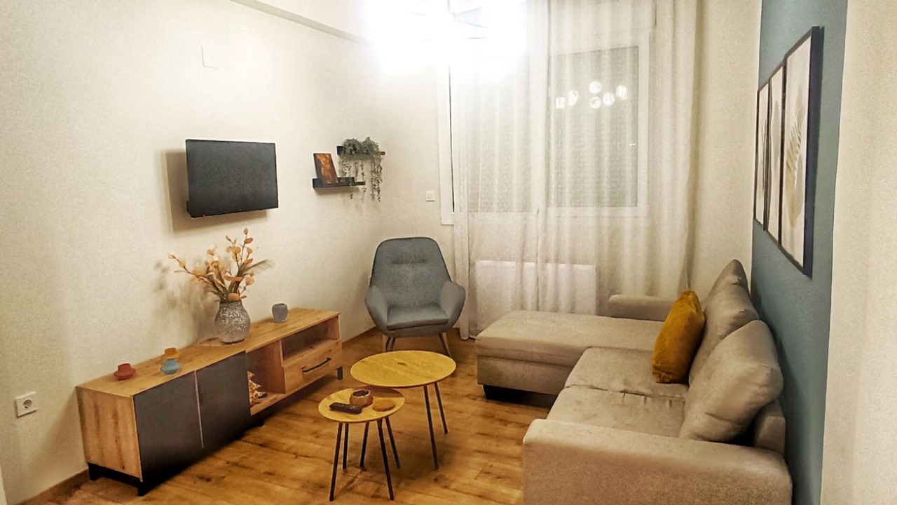 Photo of Livingroom in Volos City Centre