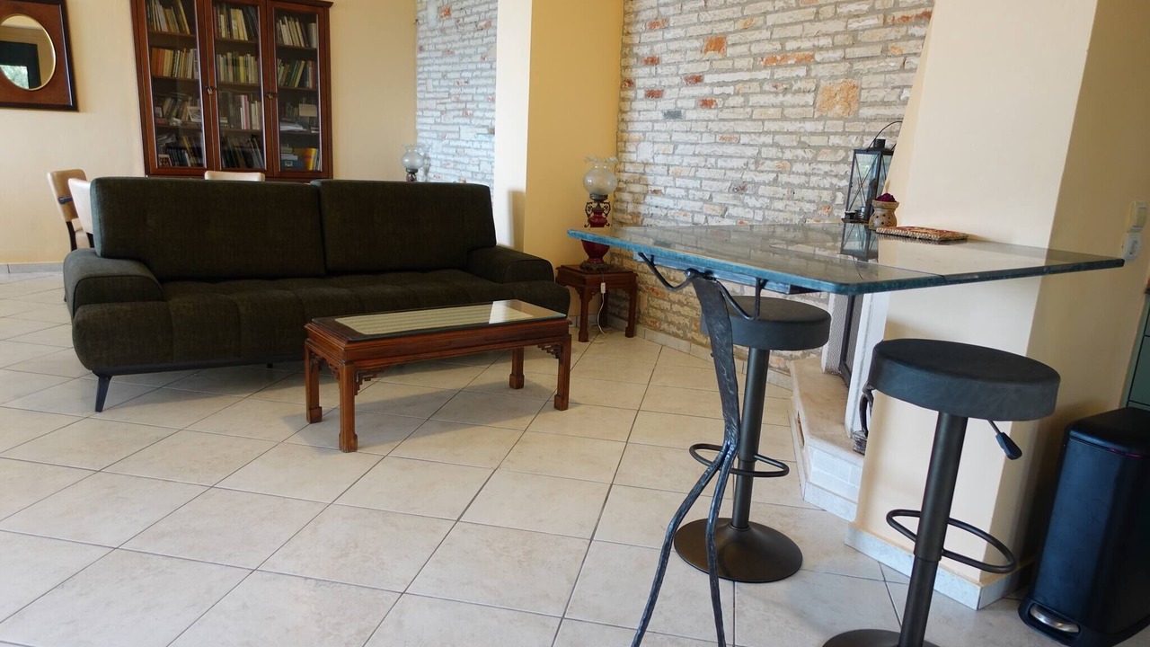 Photo of Livingroom in Alikanas