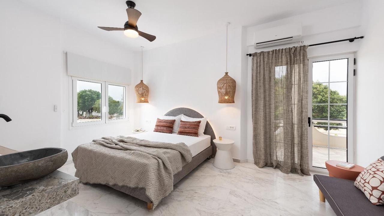 Photo of Bedroom in Paralia Kourna