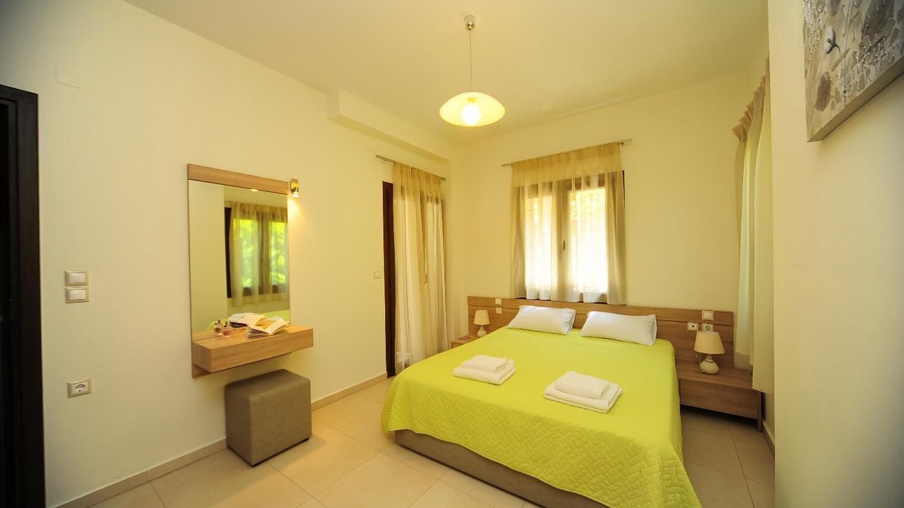 Photo of Bedroom in Pigianos Kampos
