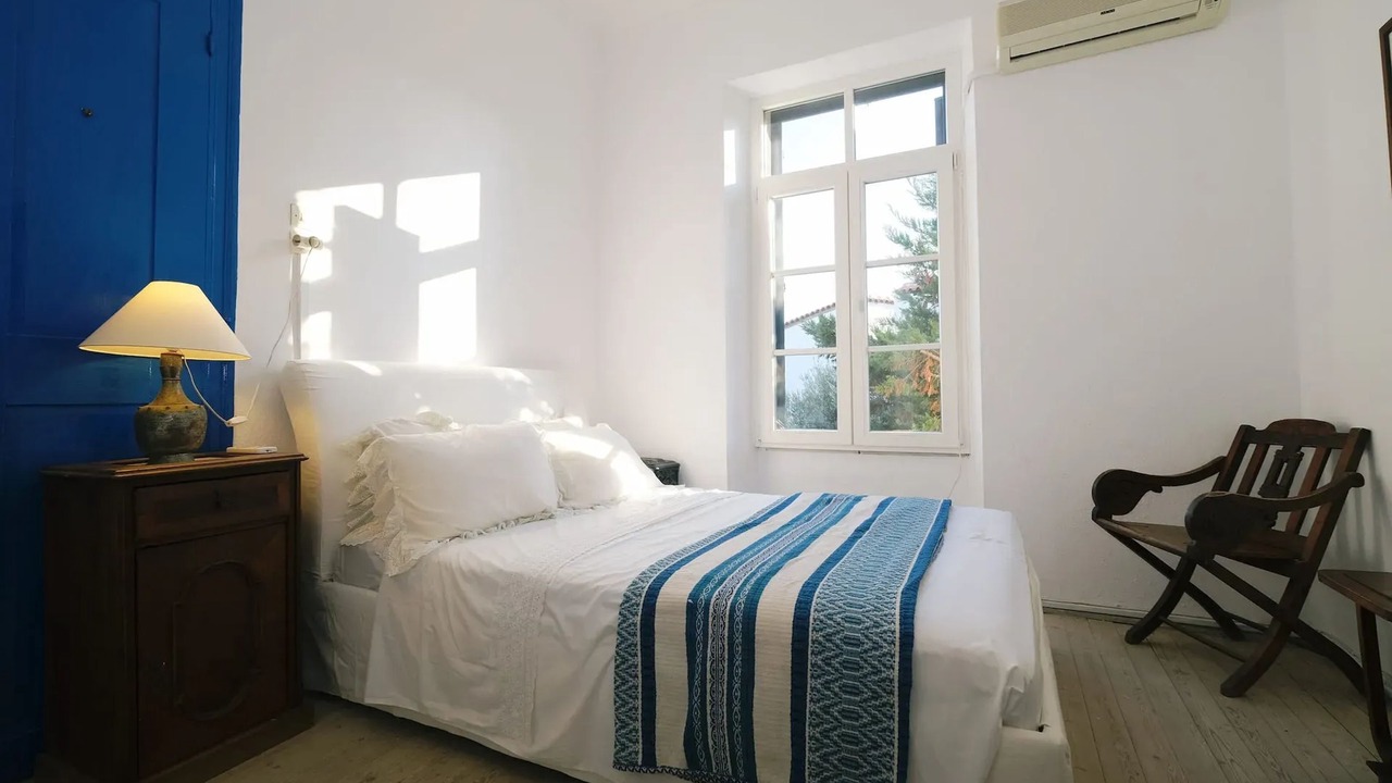 Photo of Bedroom in Myrina
