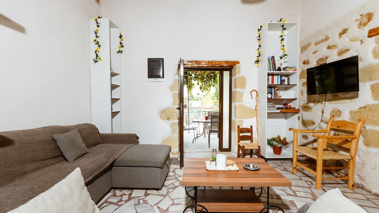 Photo of Livingroom in Pemonia