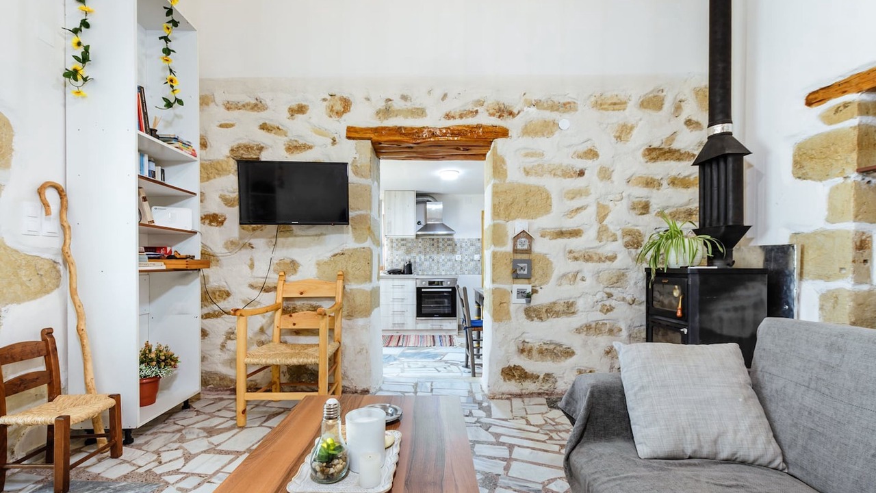 Photo of Livingroom in Pemonia