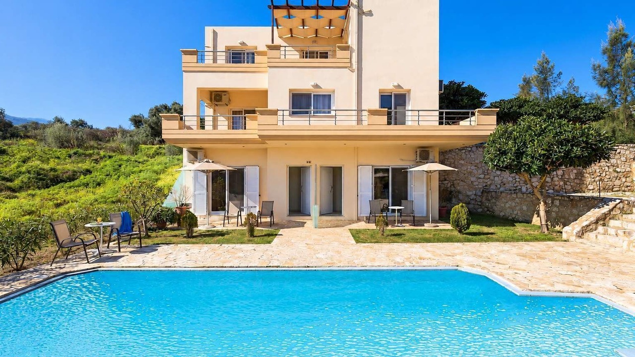 Photo of Outdoor in Exopoli