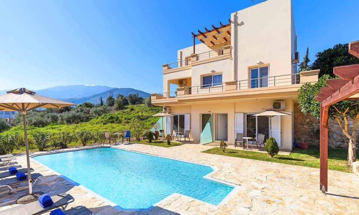 Photo of Outdoor in Exopoli