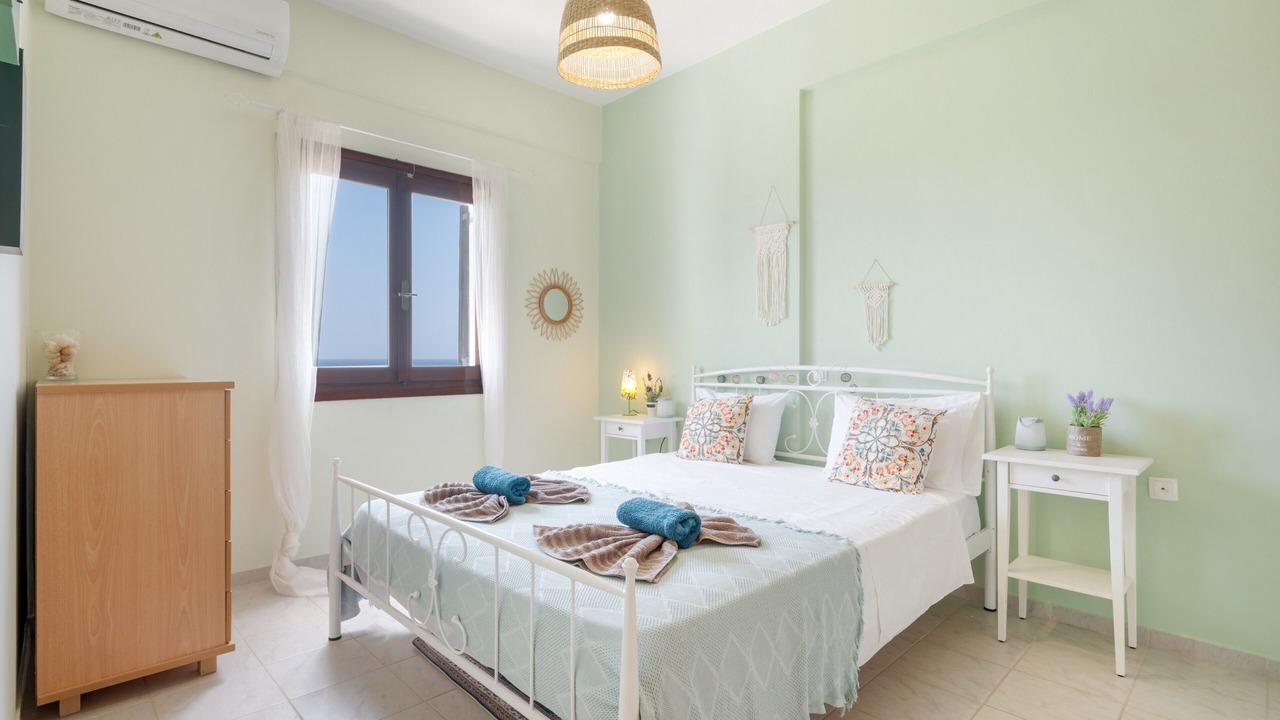 Photo of Bedroom in Viannos