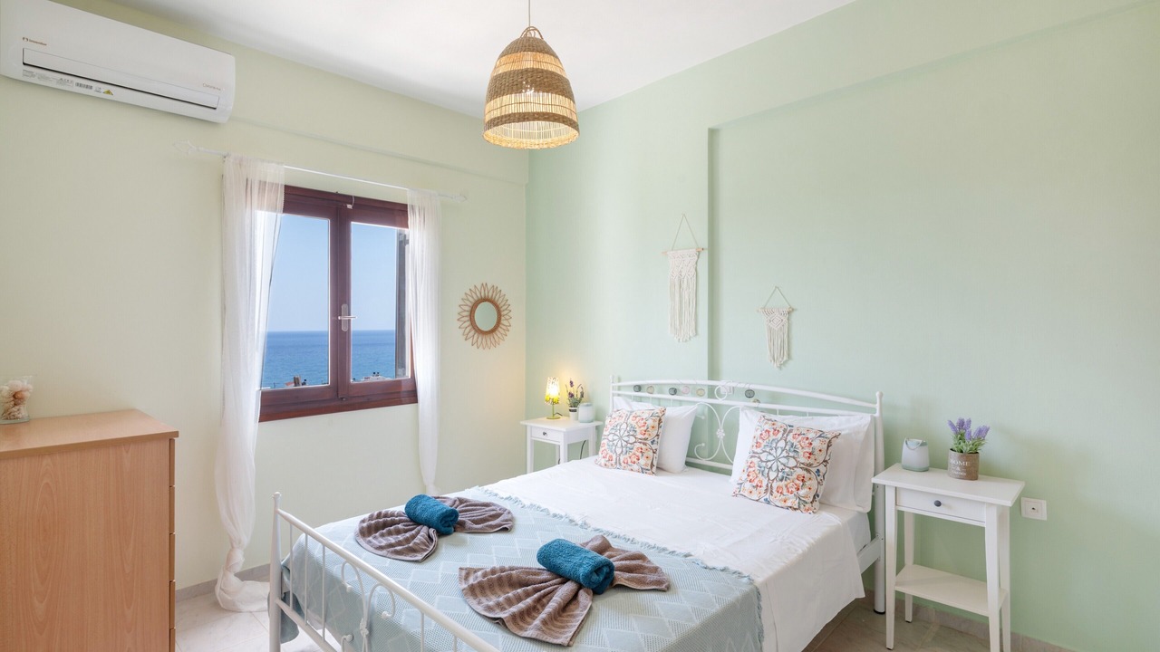 Photo of Bedroom in Viannos