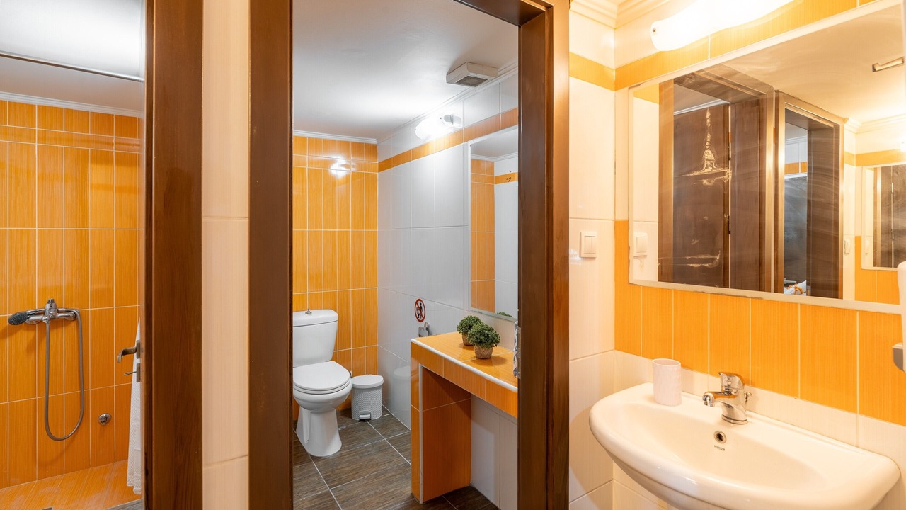 Photo of Bathroom in Soroni