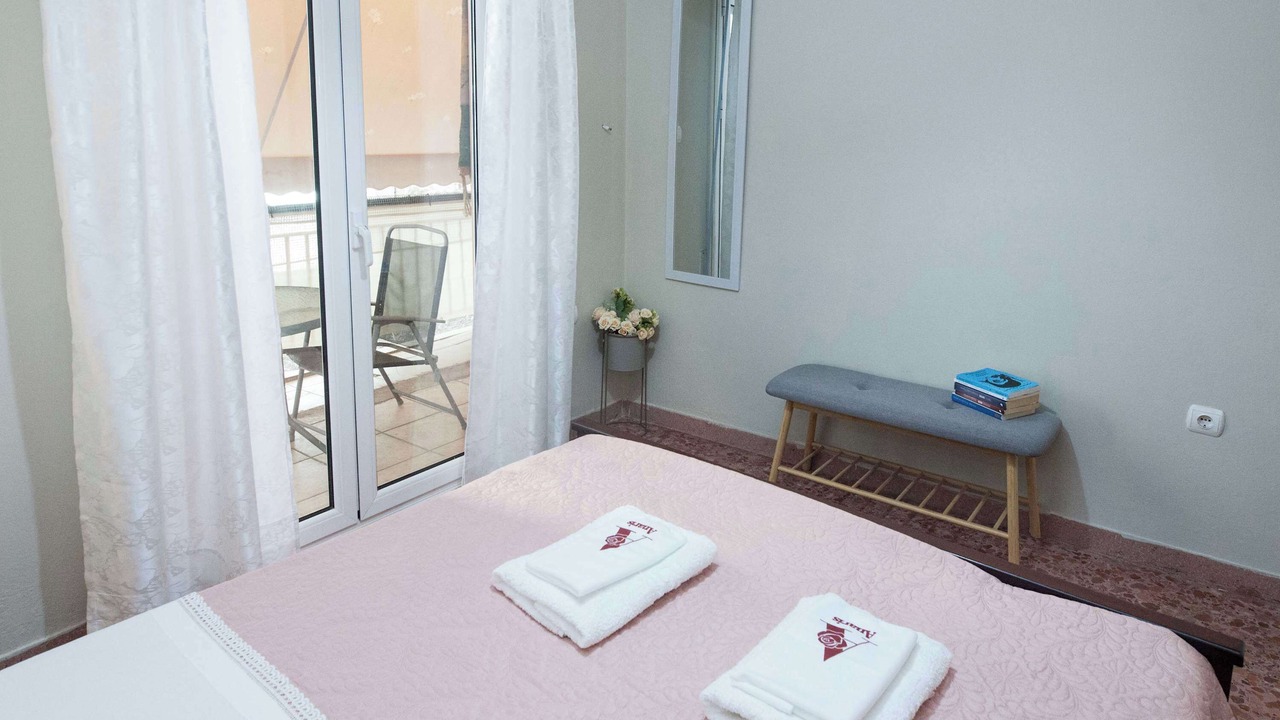 Photo of Bedroom in Keratsini-Drapetsona
