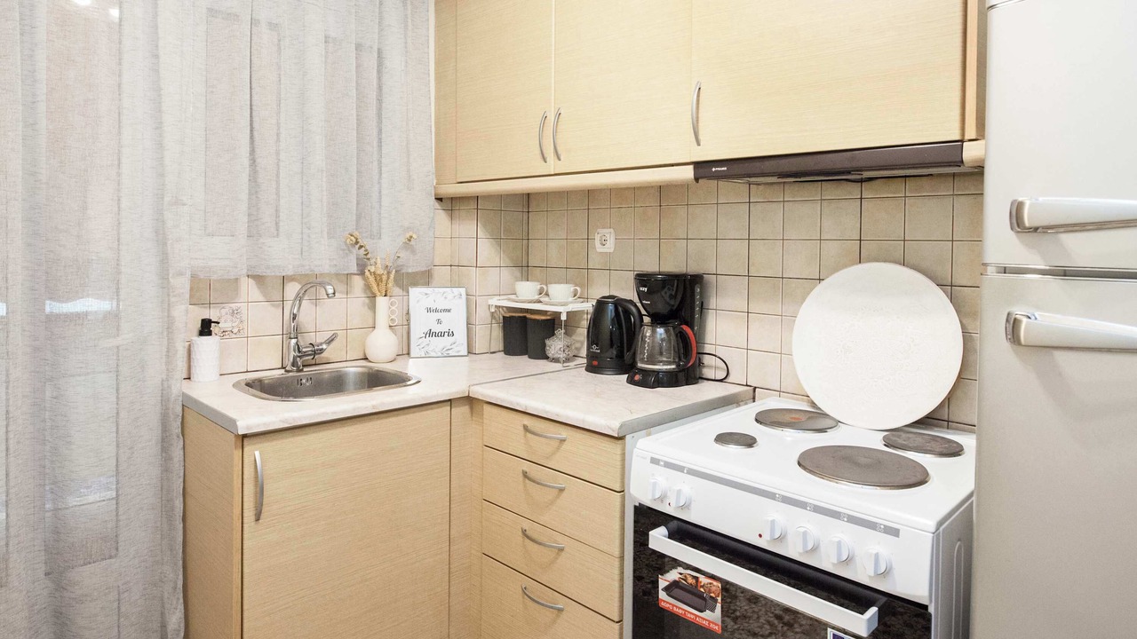 Photo of Kitchen in Keratsini-Drapetsona