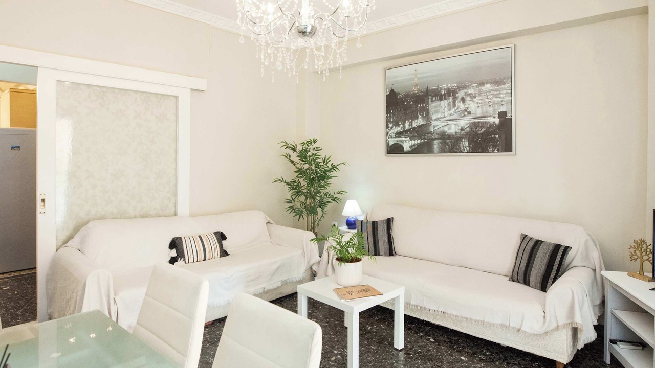 Photo of Livingroom in Keratsini-Drapetsona