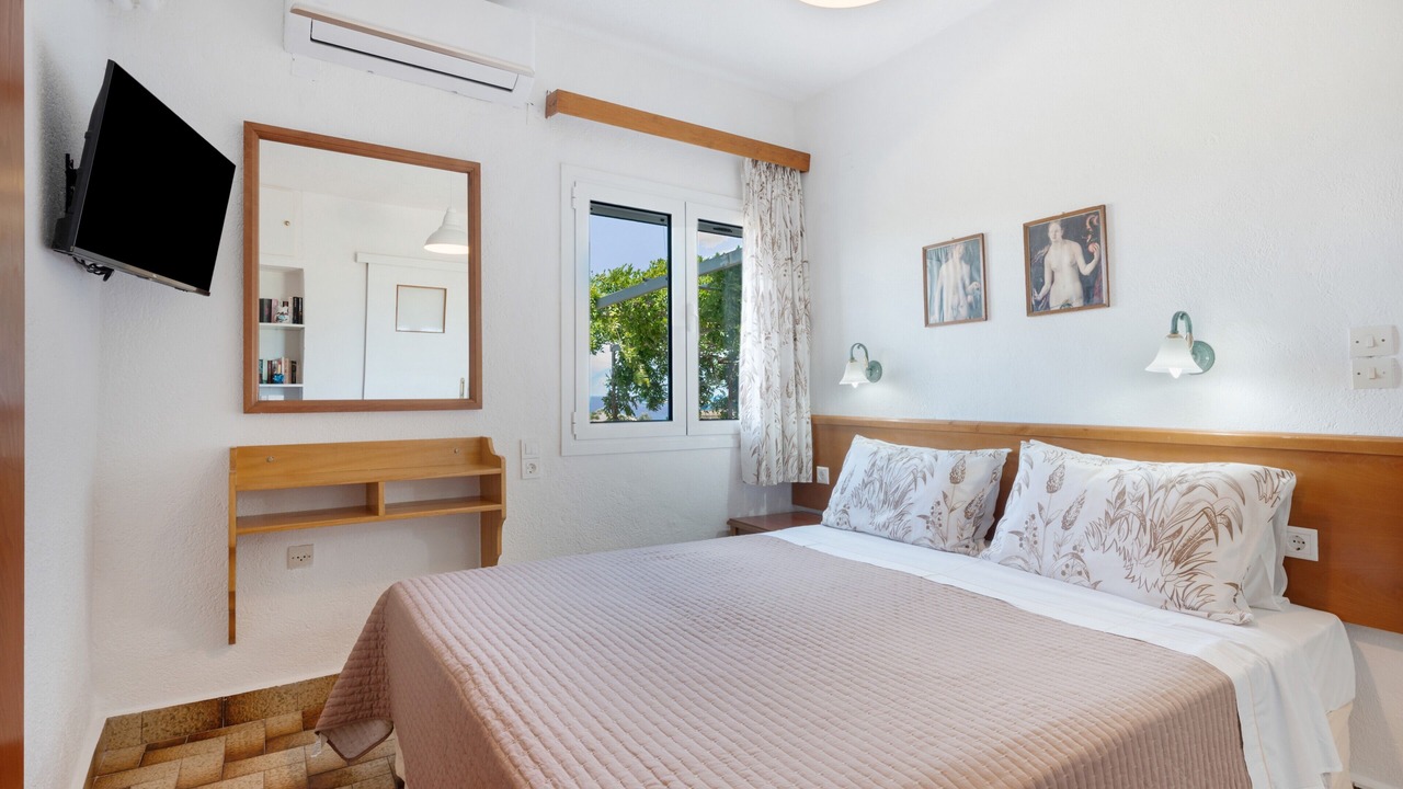 Photo of Bedroom in Katsikia