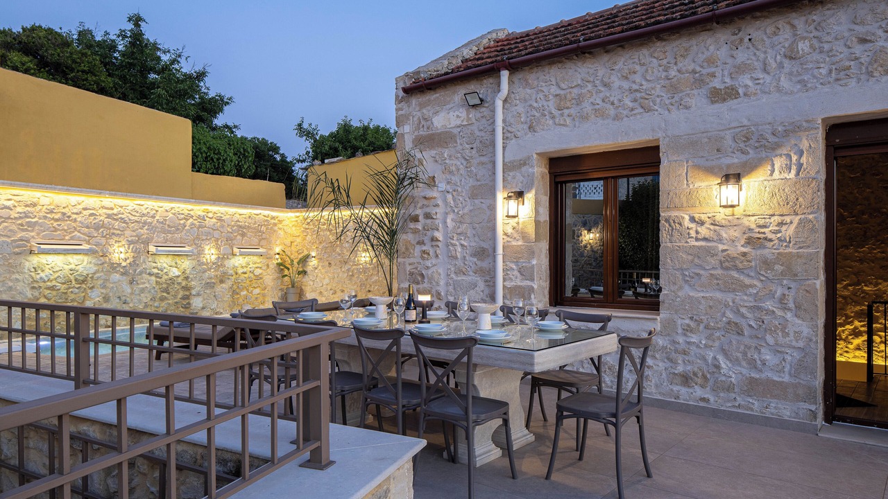 Photo of Outdoor in Monopari
