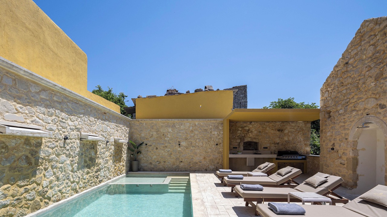 Photo of Outdoor in Monopari