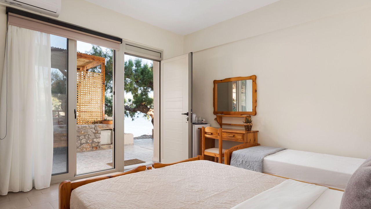 Photo of Bedroom in Fragkokastello