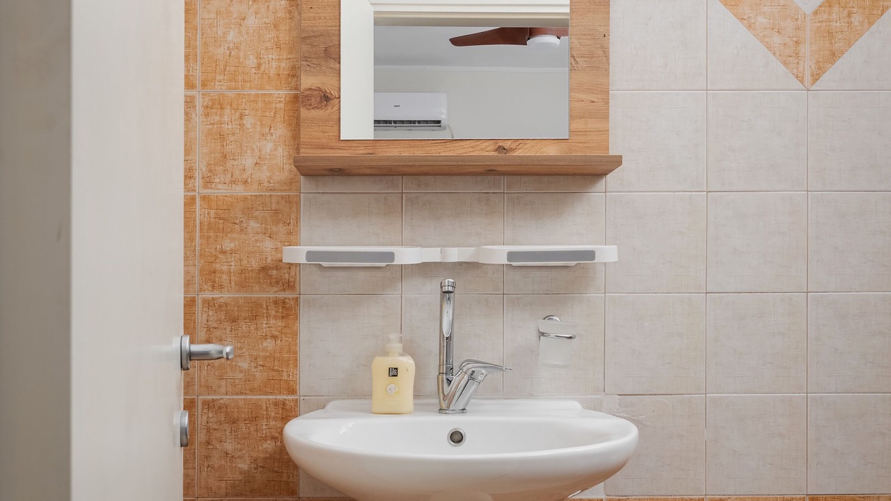 Photo of Bathroom in Fragkokastello
