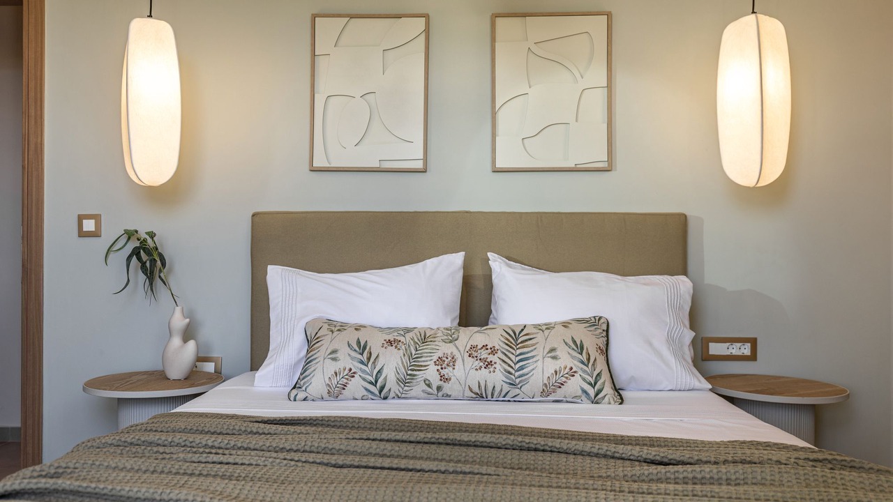 Photo of Bedroom in Neromilos