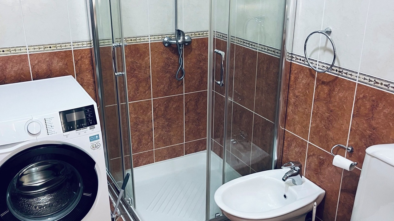 Photo of Bathroom in Qender