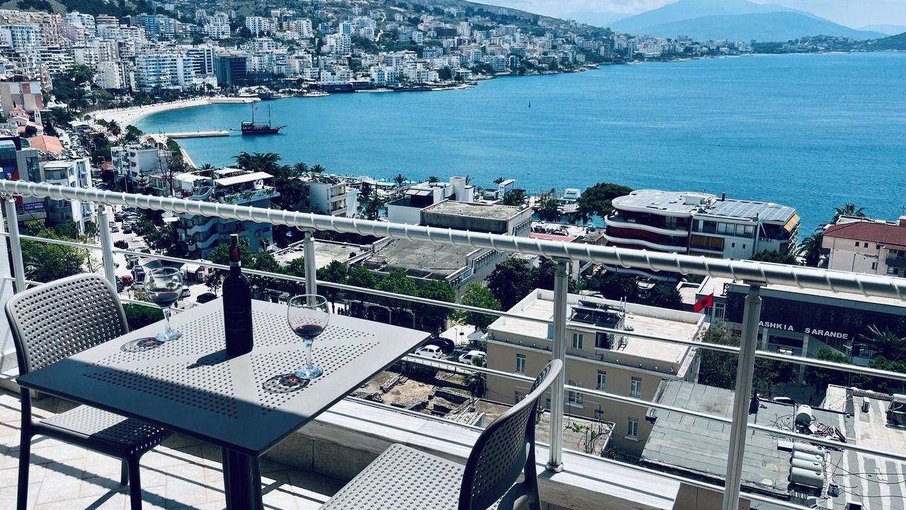 Photo of Outdoor in Qender
