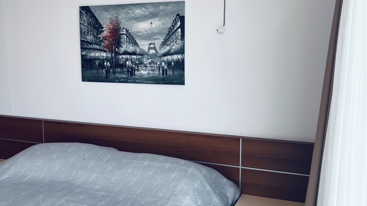Photo of Bedroom in Qender