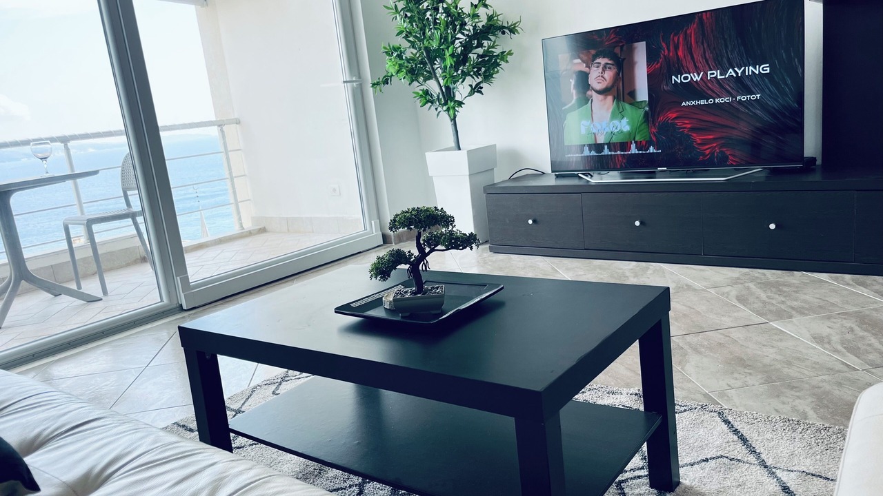 Photo of Livingroom in Qender
