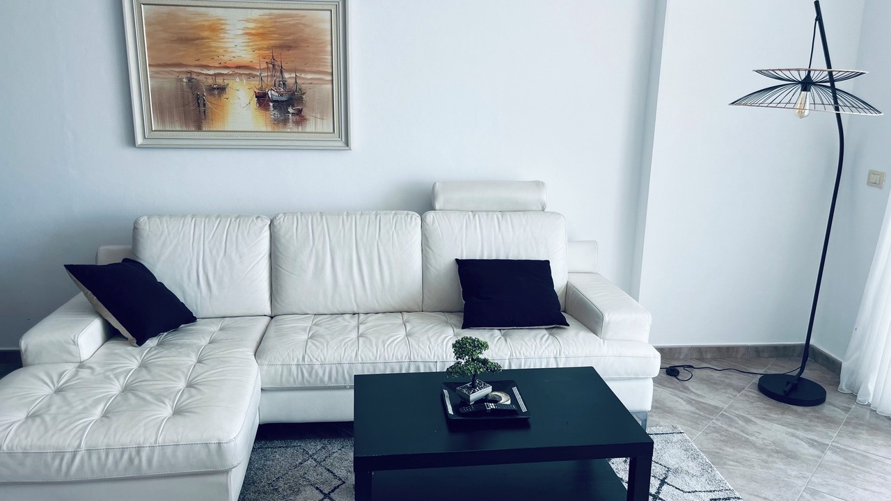 Photo of Livingroom in Qender