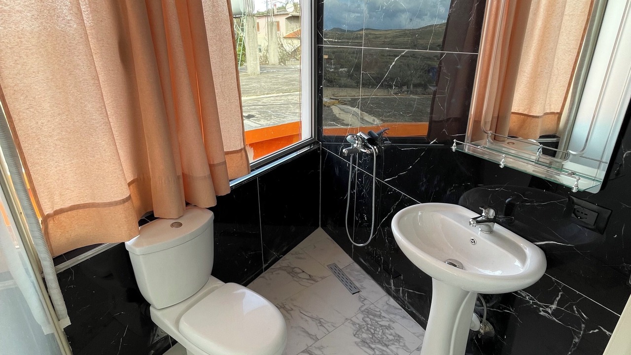 Photo of Bathroom in Mbrostar-Urë