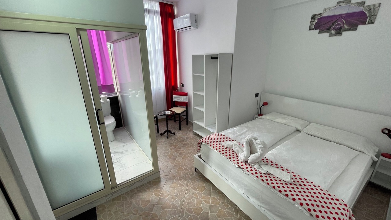 Photo of Bedroom in Mbrostar-Urë