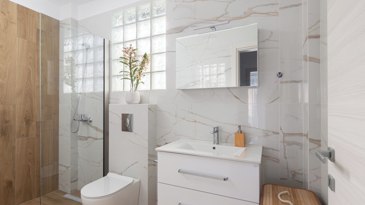 Photo of Bathroom in Paralia Ofryniou