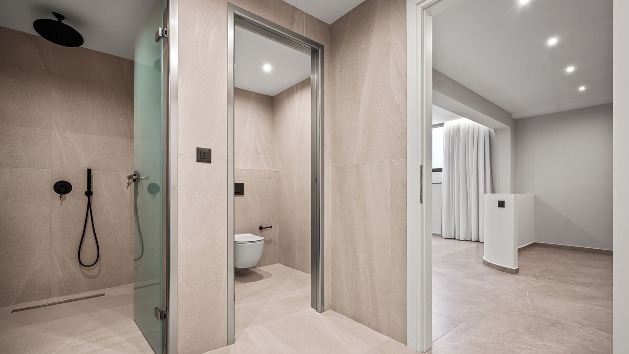 Photo of Bathroom in Skotino