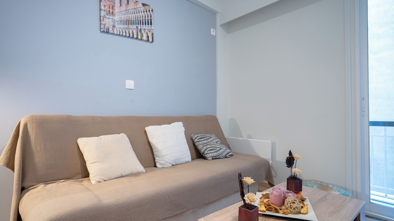Photo of Livingroom in Athens City Centre