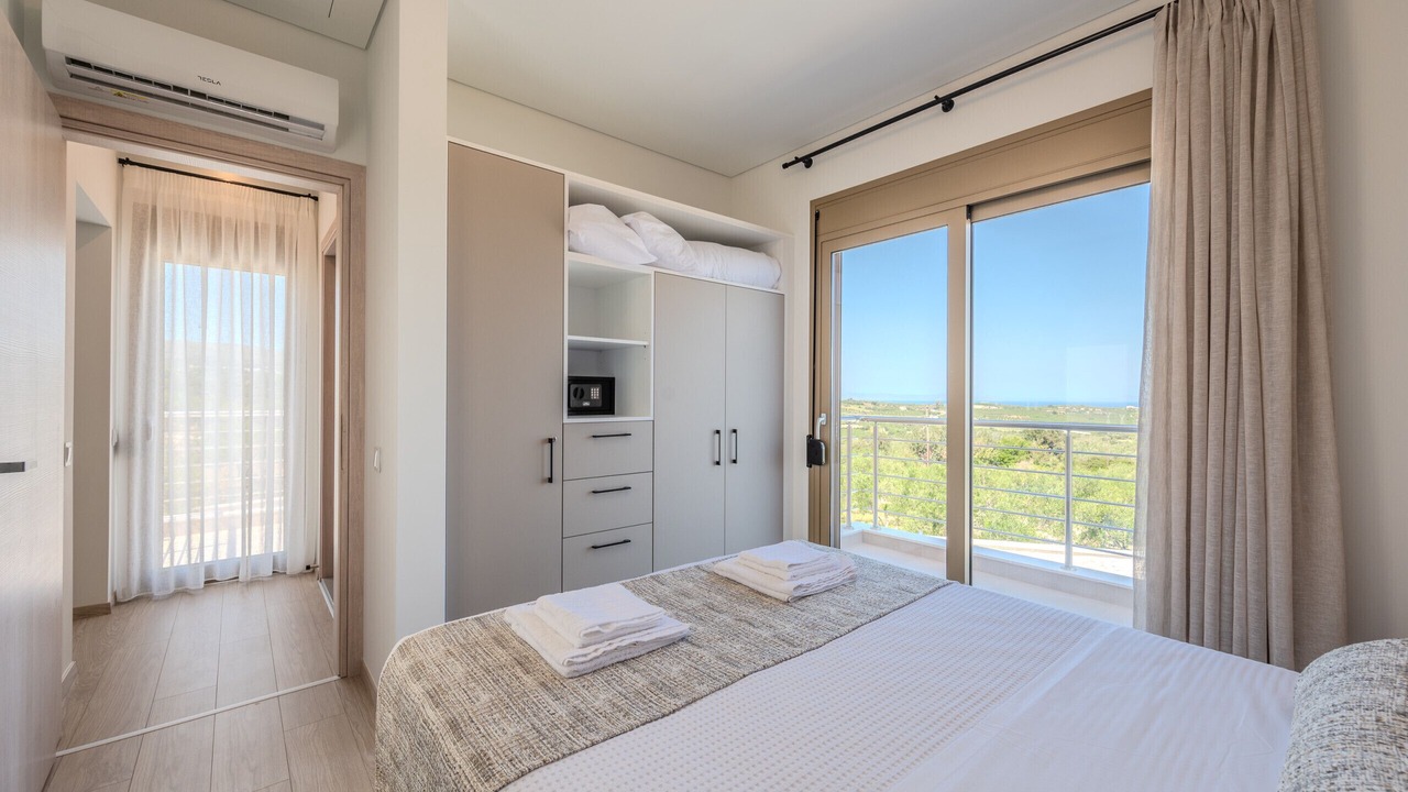 Photo of Bedroom in Viranepiskopi