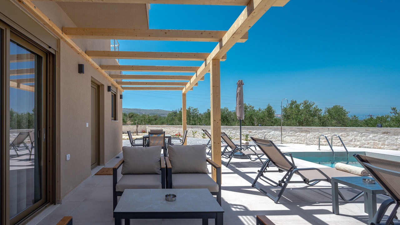Photo of Patio Balcony in Viranepiskopi