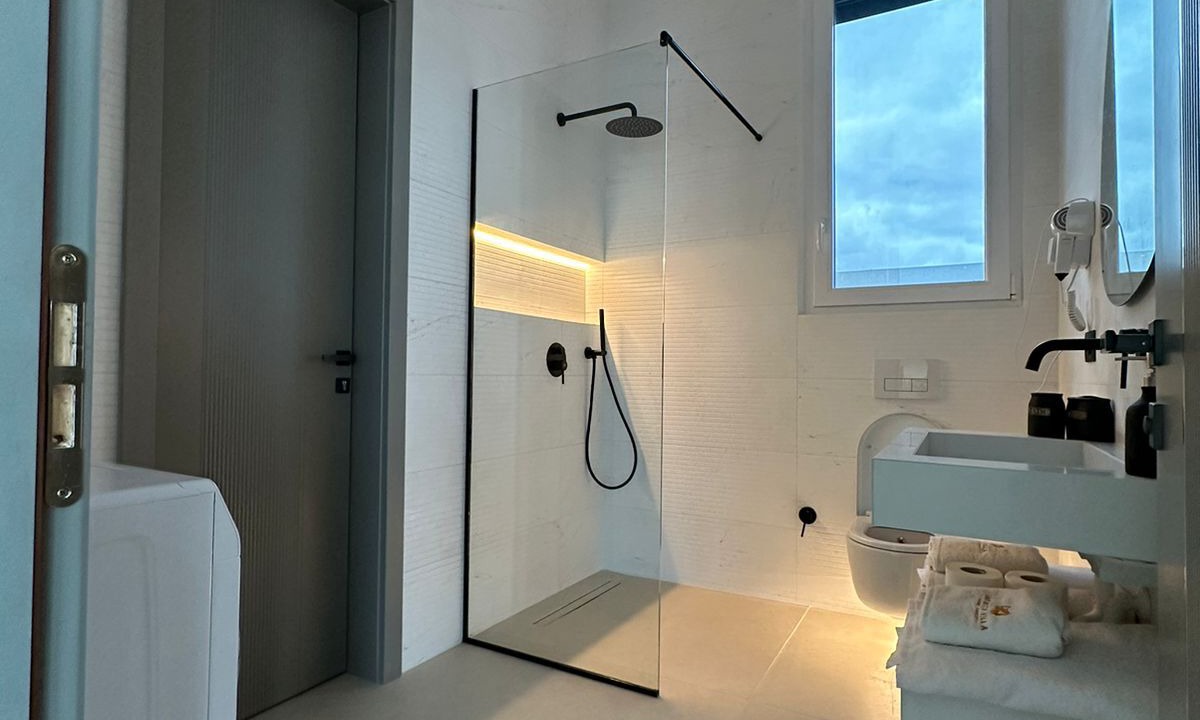 Photo of Bathroom in Rrushkull