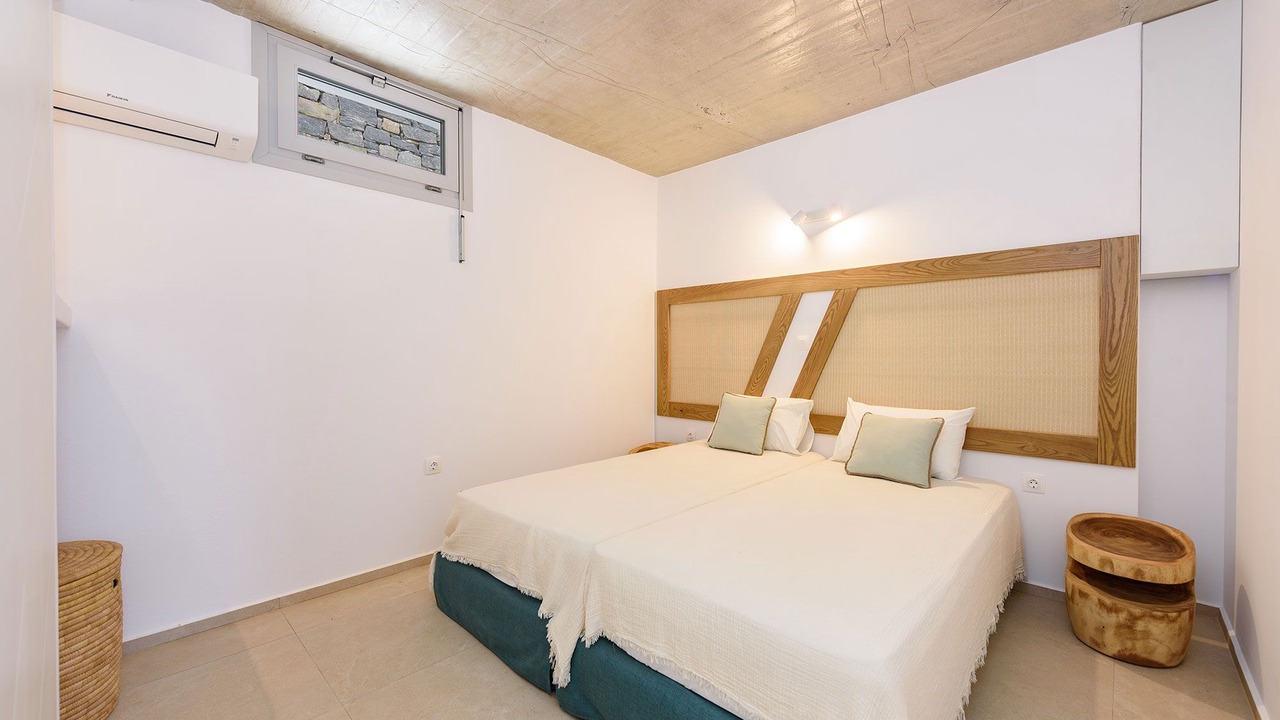 Photo of Bedroom in Ampelas