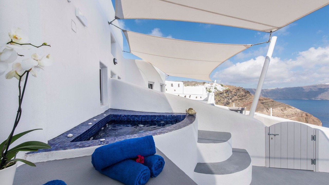 Photo of Others in Oia
