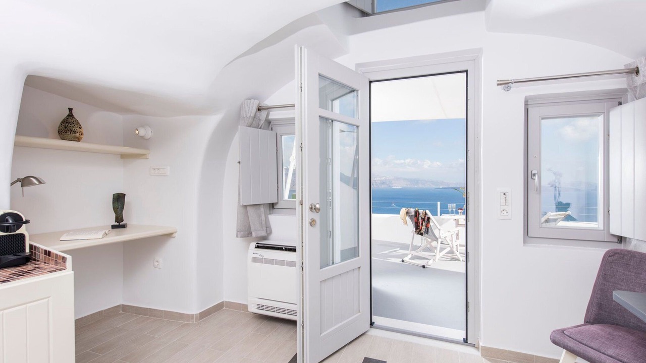 Photo of Others in Oia