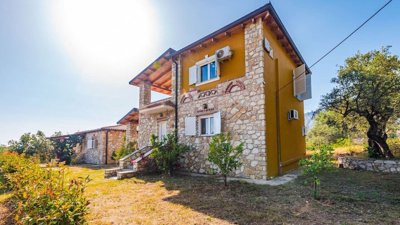 Photo of Outdoor in Borsh