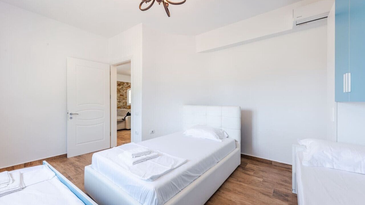 Photo of Bedroom in Borsh