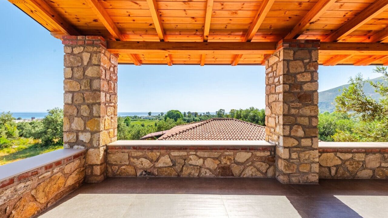 Photo of Patio Balcony in Borsh
