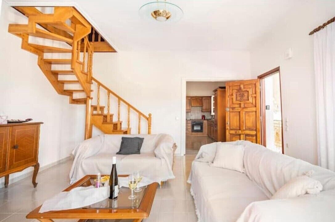 Photo of Livingroom in Petriti