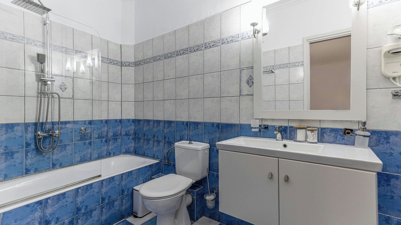 Photo of Bathroom in Katavolos