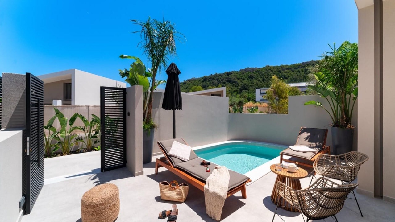 Photo of Outdoor in Ixia