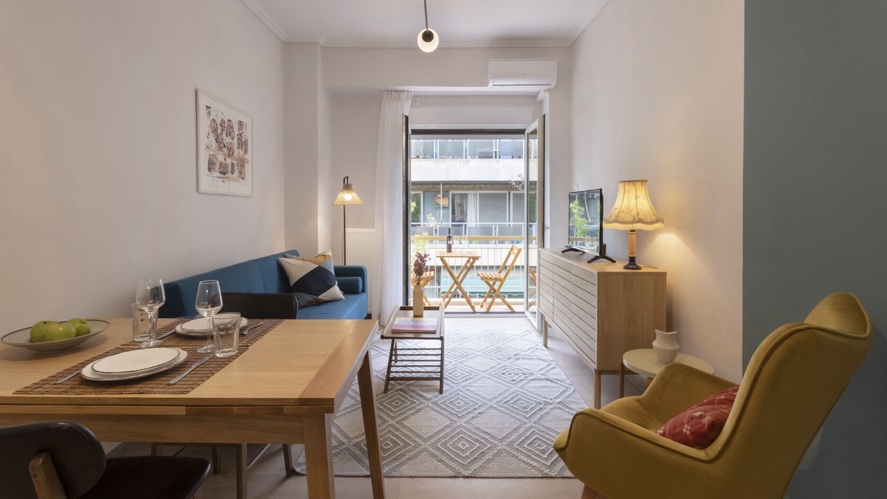 Photo of Livingroom in Exarhia