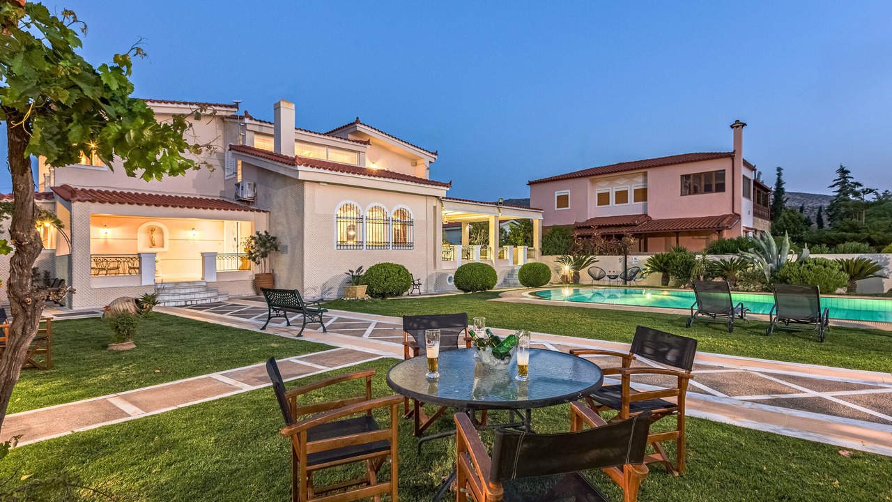 Photo of Outdoor in Saronikos