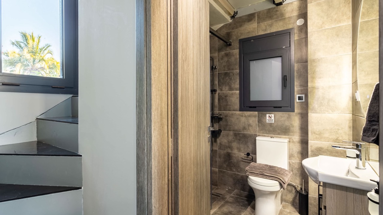 Photo of Bathroom in Anatolikos Sinikismos